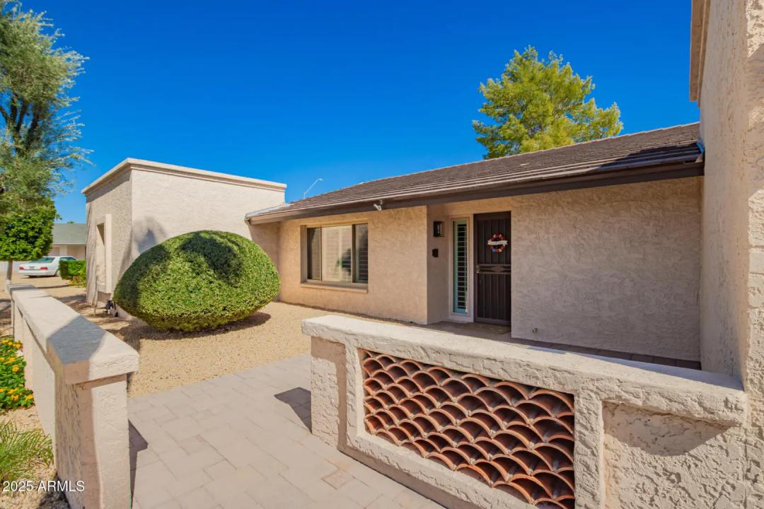 Real Estate Picture 6