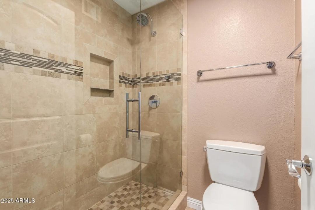 Real Estate Picture 29
