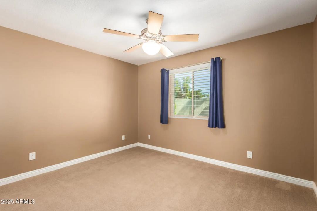 Real Estate Picture 30