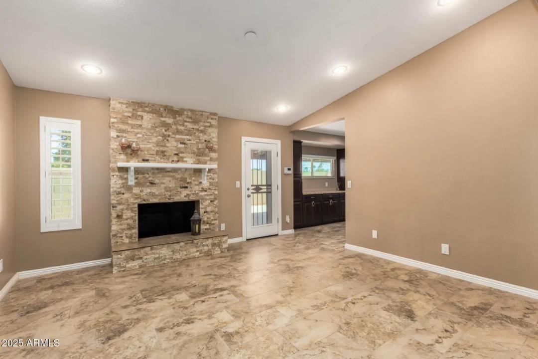 Real Estate Picture 20