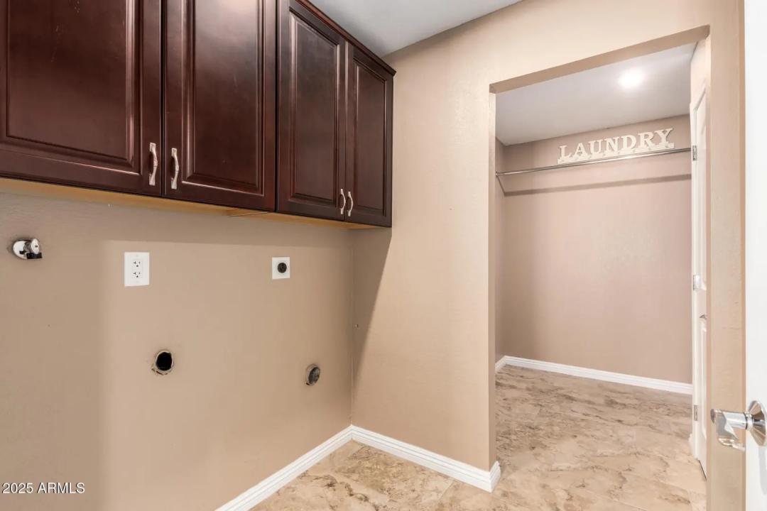 Real Estate Picture 38