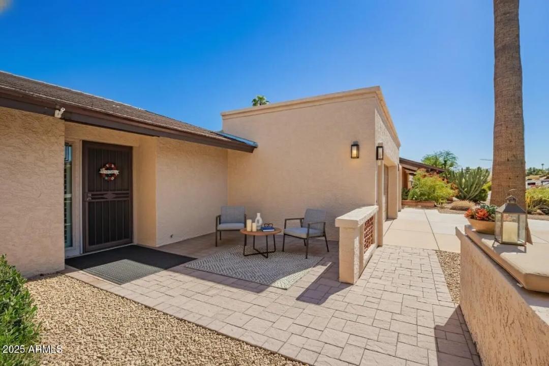 Real Estate Picture 7