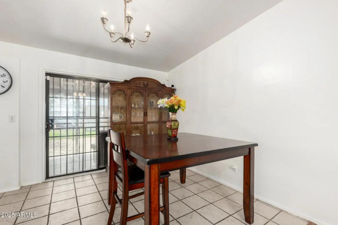 Real Estate Picture 10