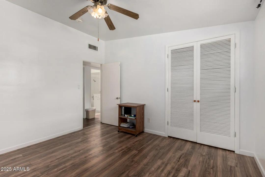 Real Estate Picture 16