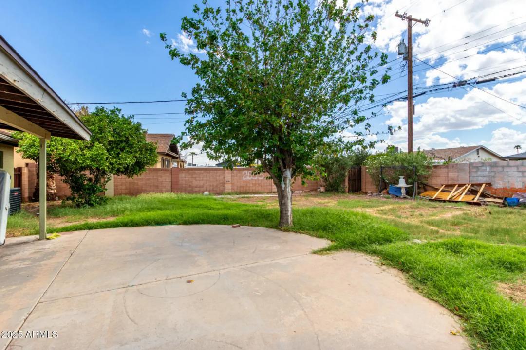 Real Estate Picture 29