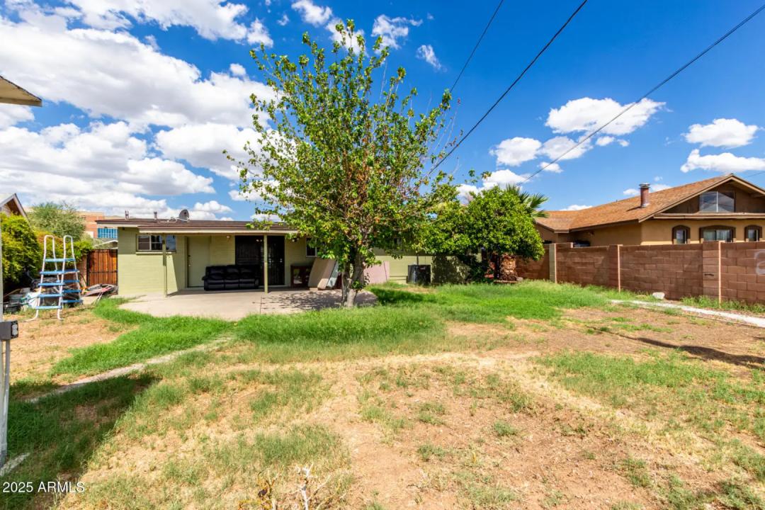 Real Estate Picture 28