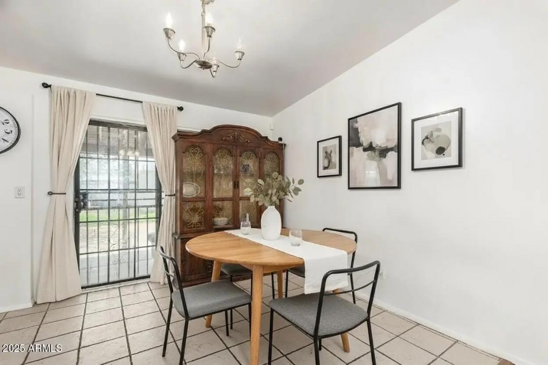 Real Estate Picture 13