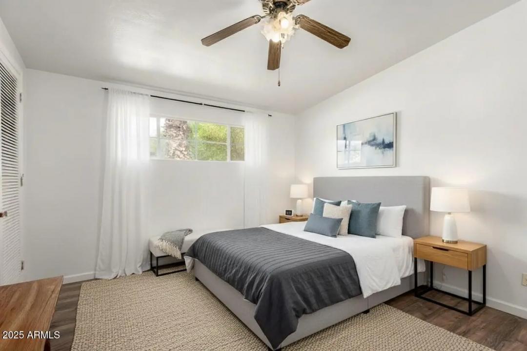 Real Estate Picture 21