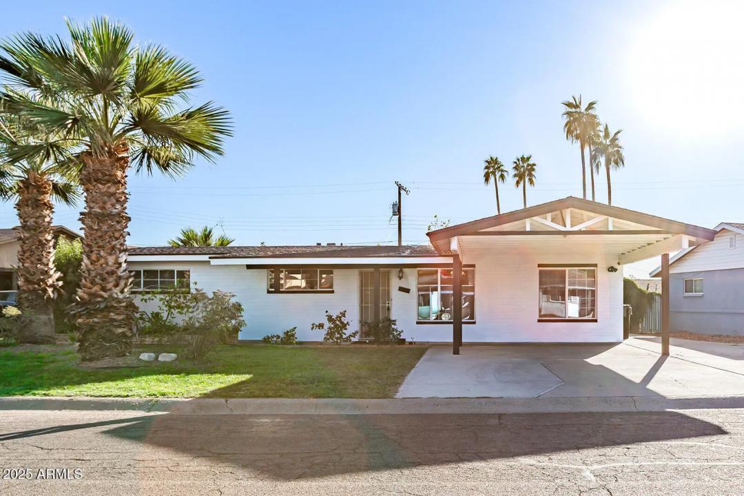 Real Estate Picture 5