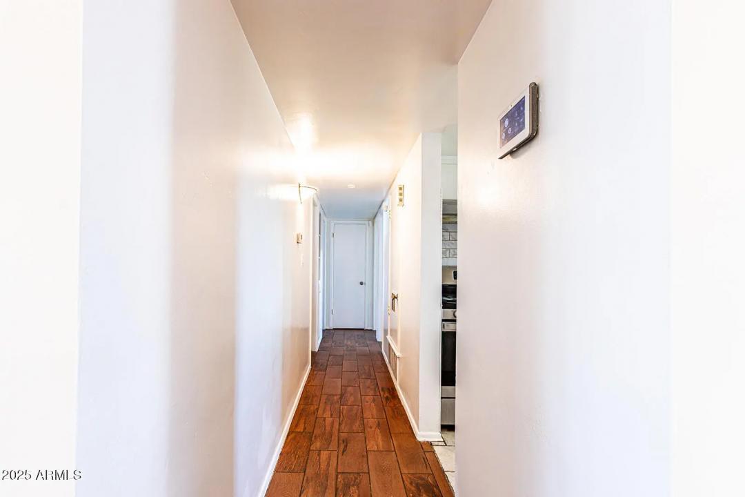 Real Estate Picture 15