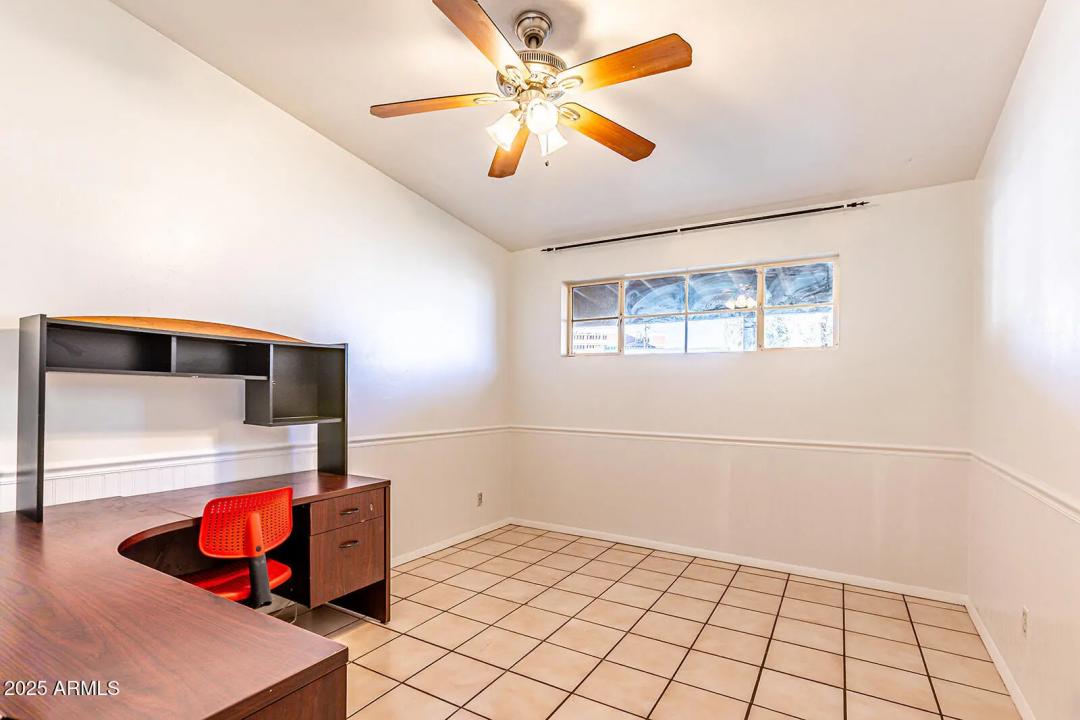 Real Estate Picture 21