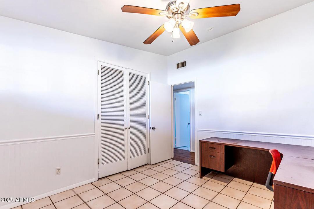 Real Estate Picture 22