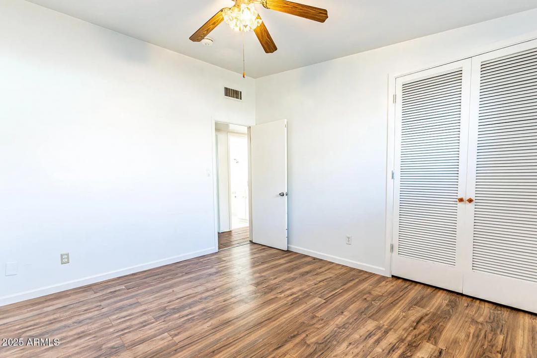 Real Estate Picture 27