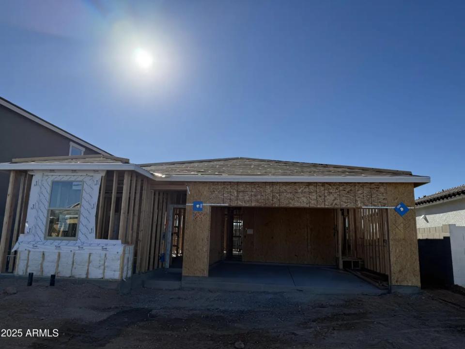 Real Estate Picture 2