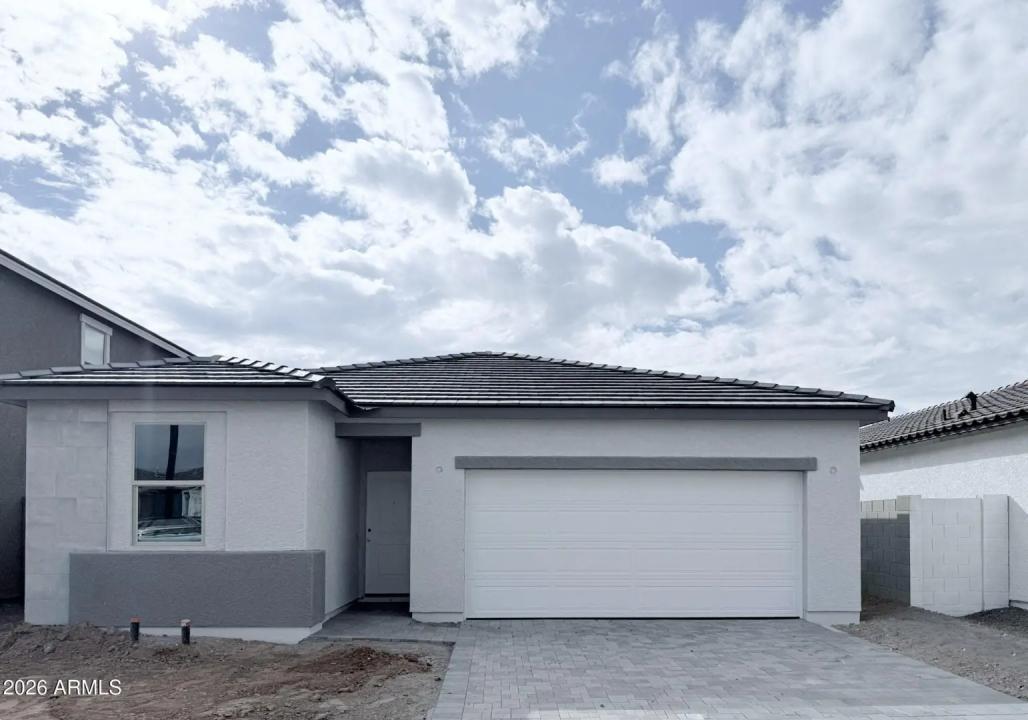 Real Estate Picture 2