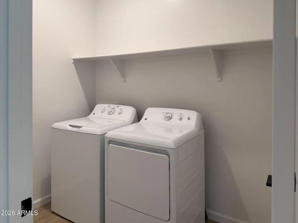 Real Estate Picture 13