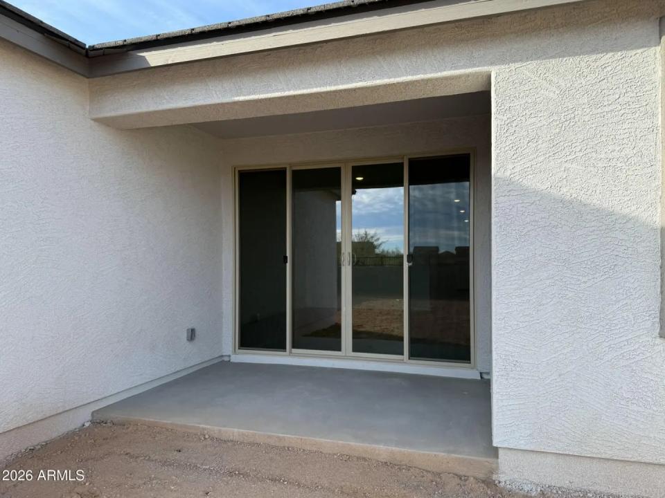 Real Estate Picture 18