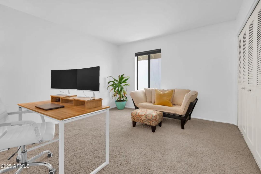 Real Estate Picture 16