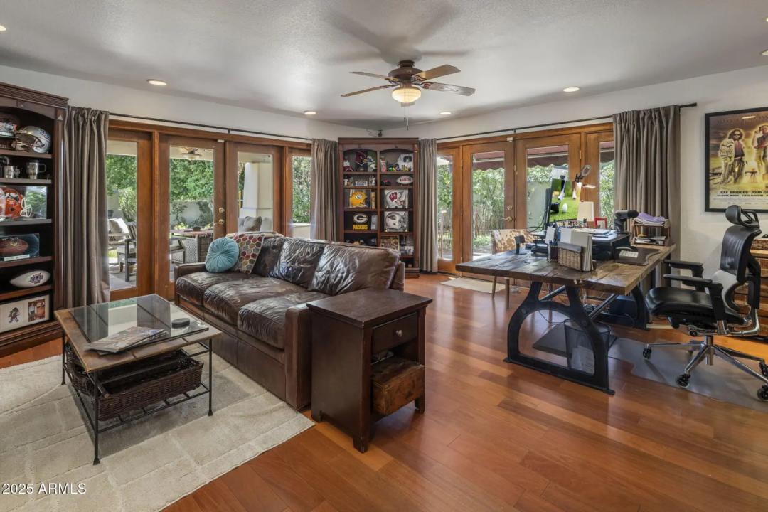 Real Estate Picture 32