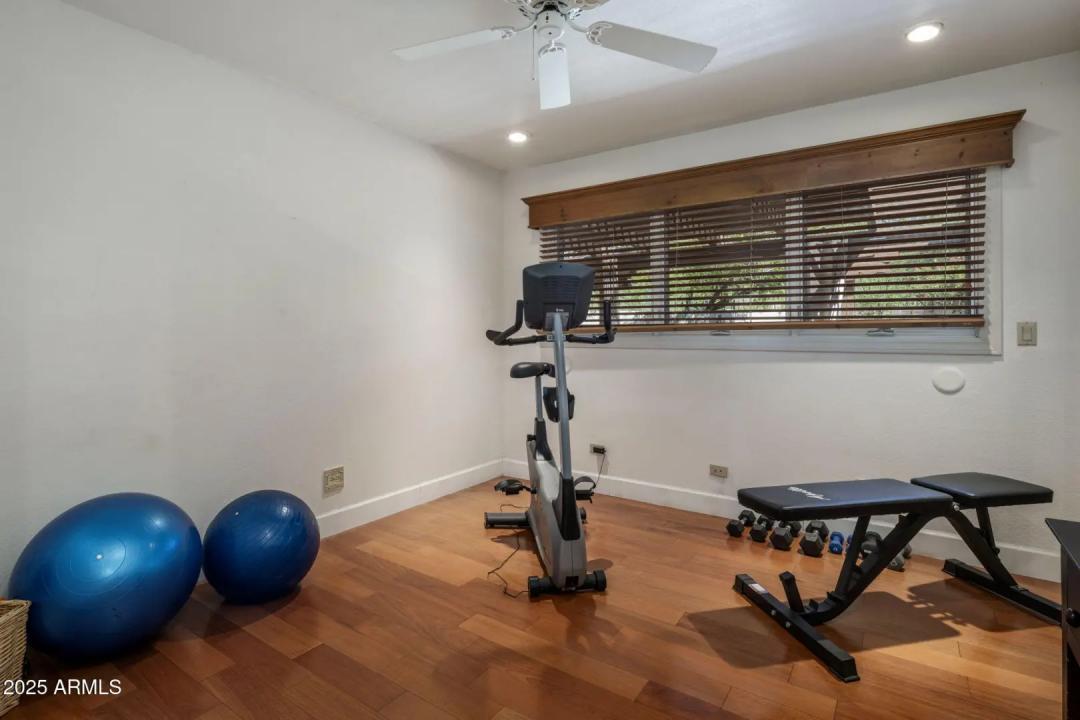 Real Estate Picture 37
