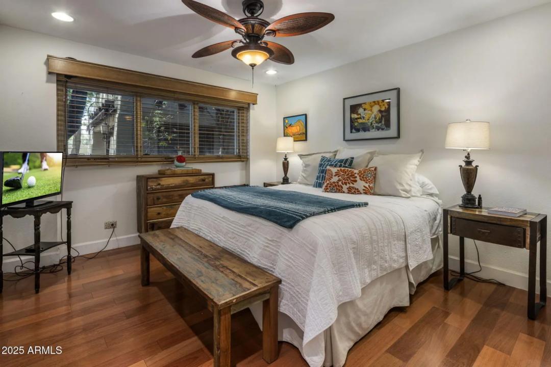 Real Estate Picture 34