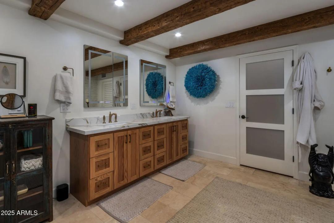 Real Estate Picture 29