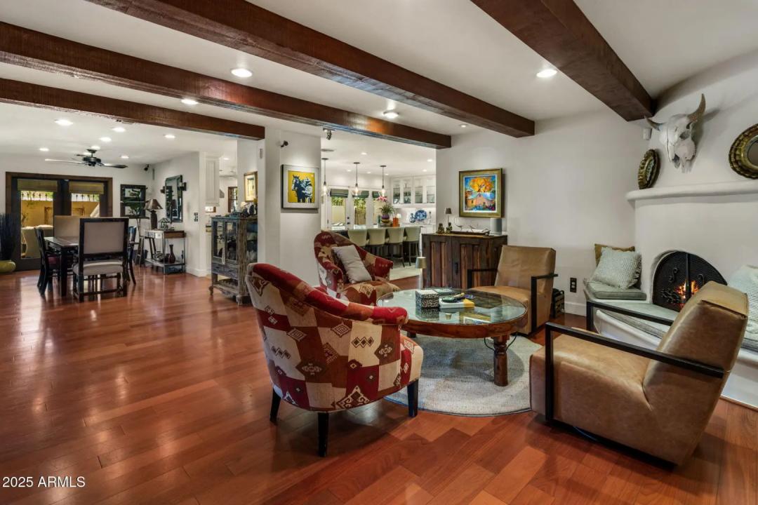 Real Estate Picture 9