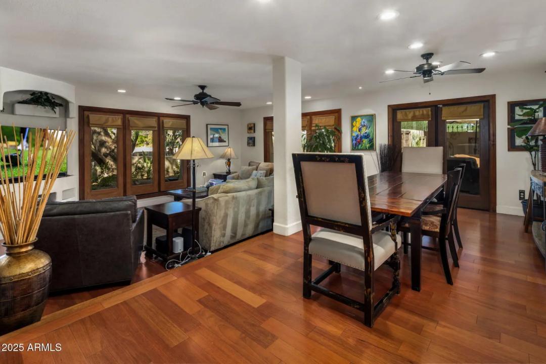 Real Estate Picture 14