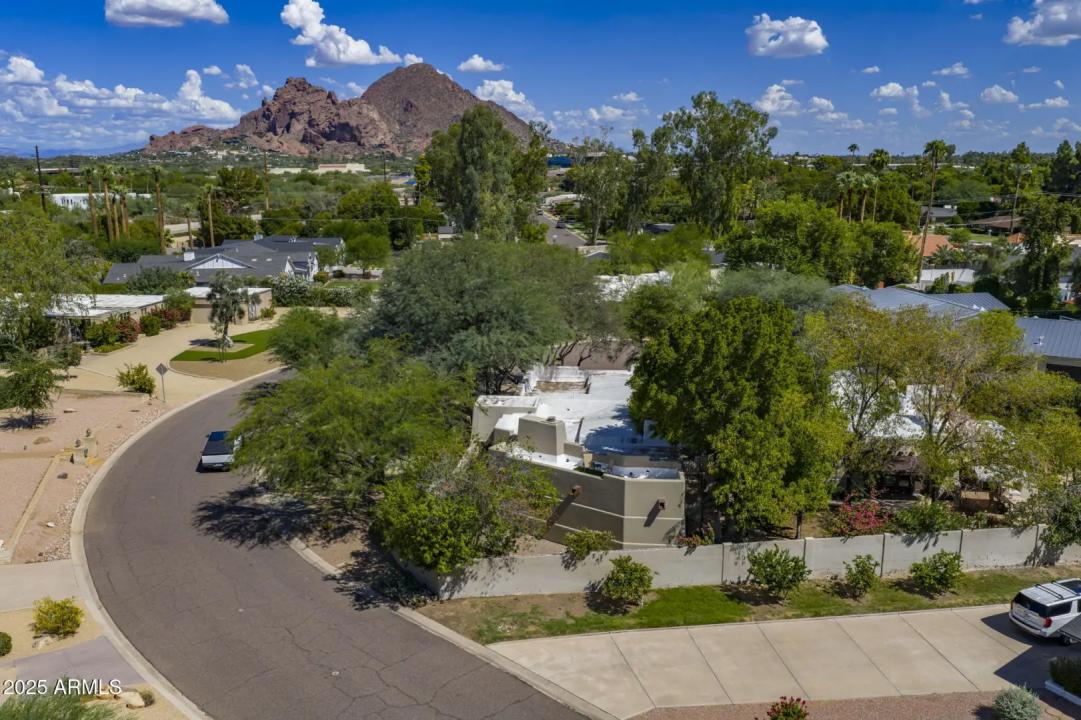 Real Estate Picture 60