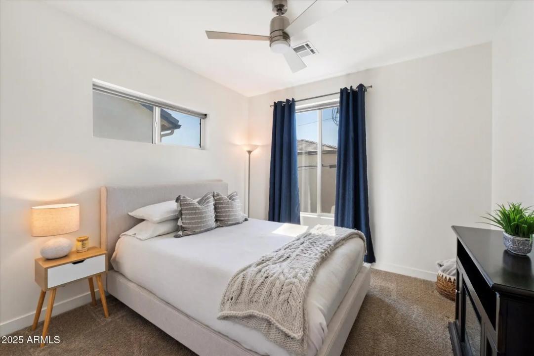 Real Estate Picture 20