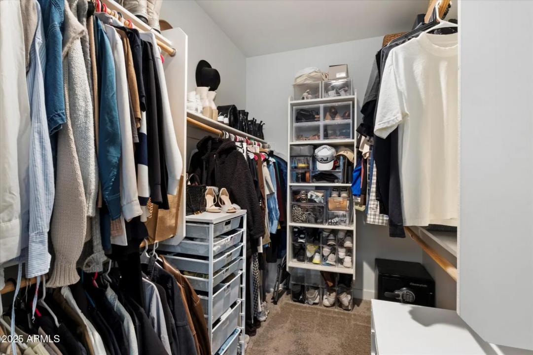 Real Estate Picture 19