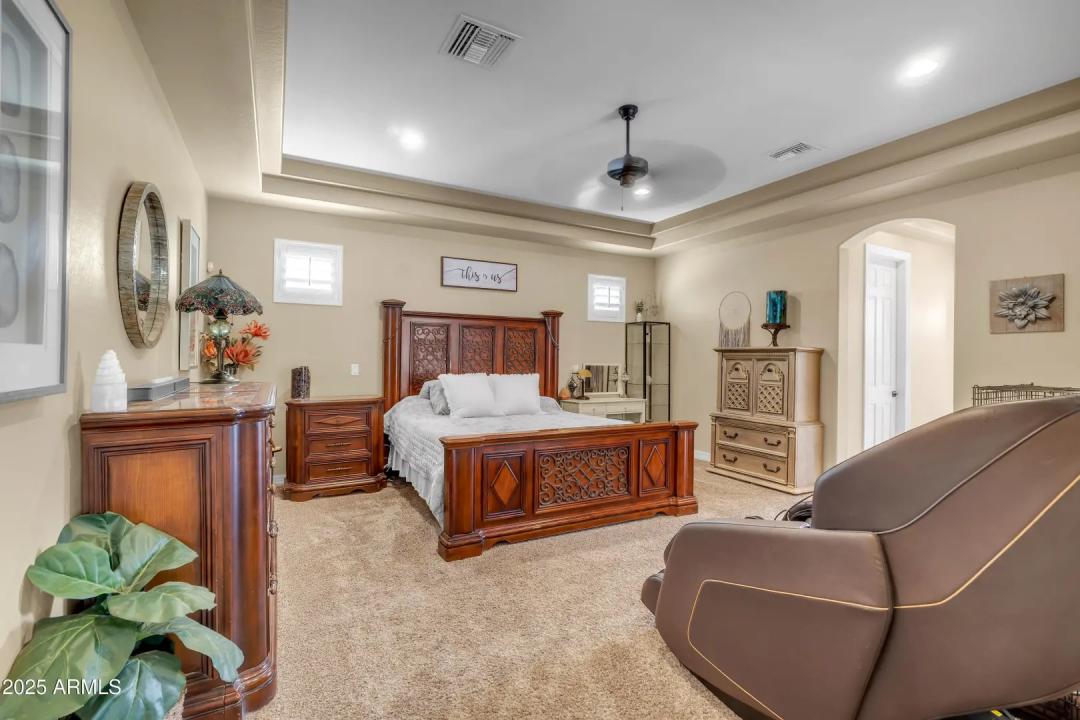 Real Estate Picture 19