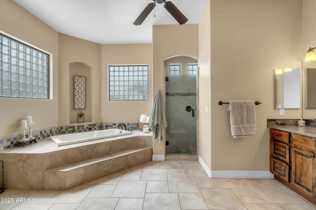 Real Estate Picture 21