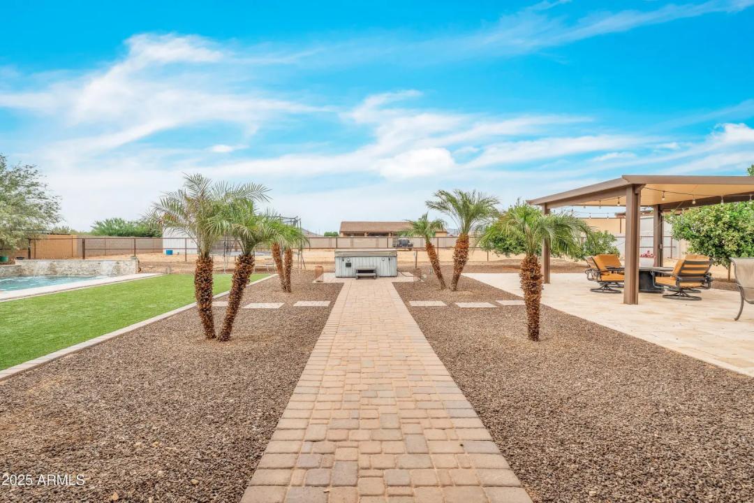 Real Estate Picture 34