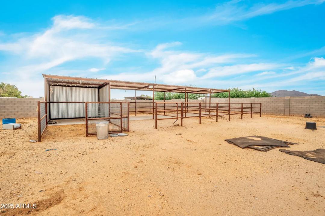 Real Estate Picture 40