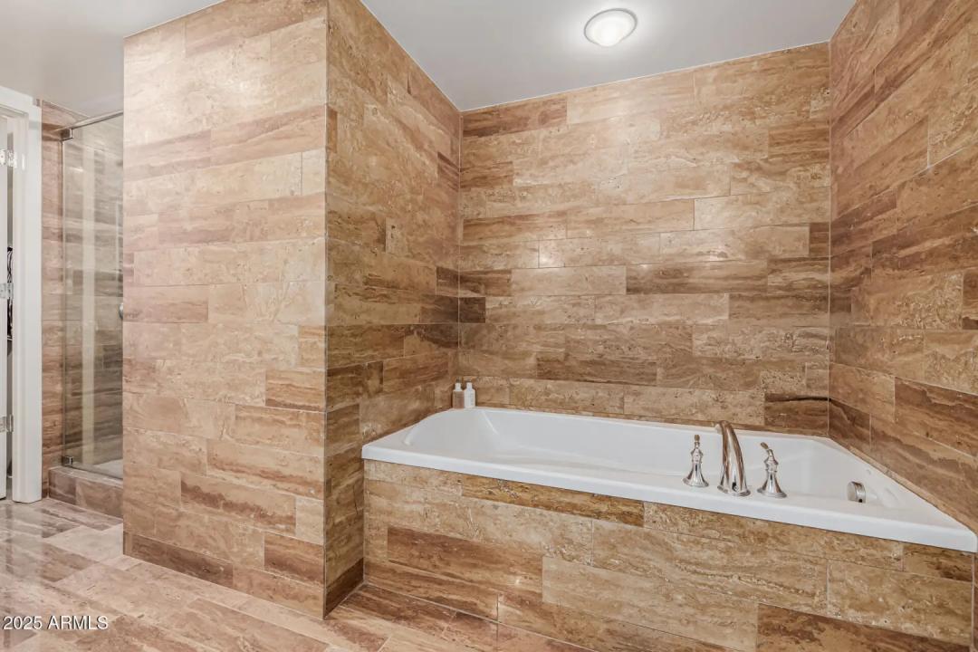 Real Estate Picture 21