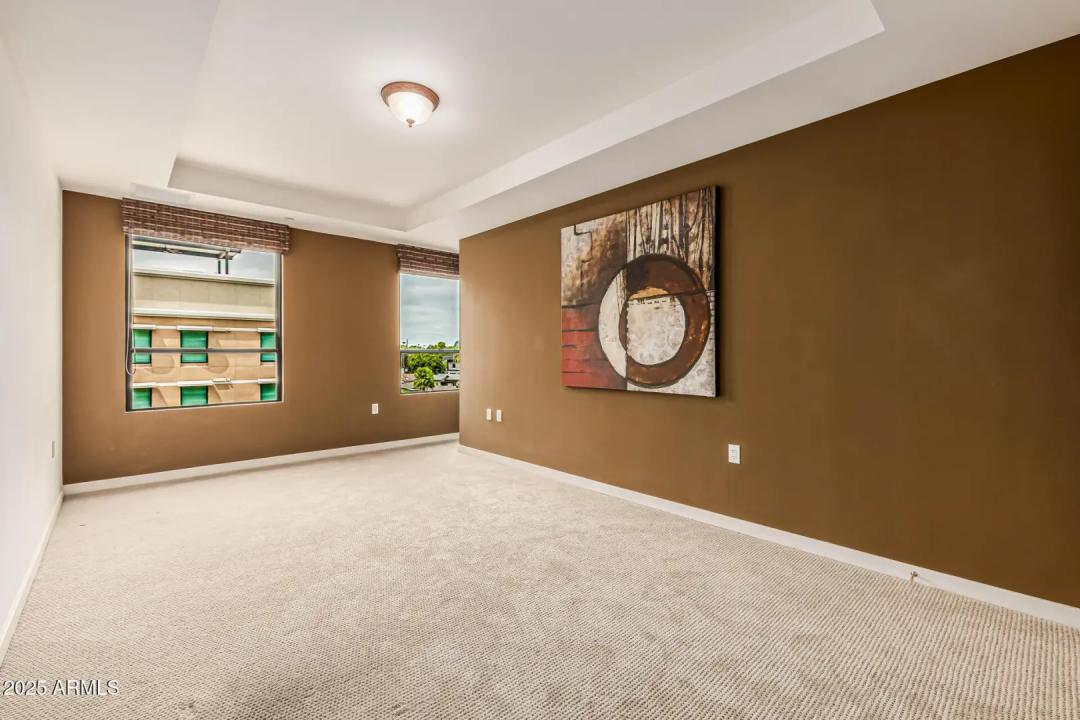 Real Estate Picture 25