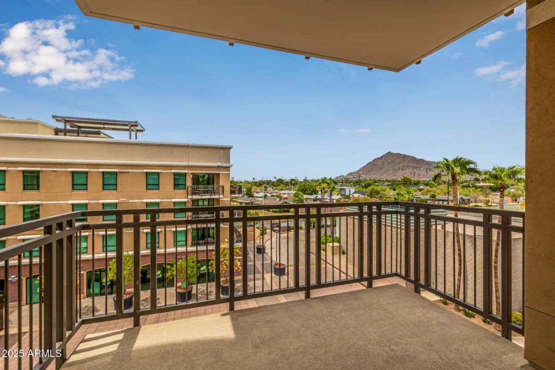 Real Estate Picture 28