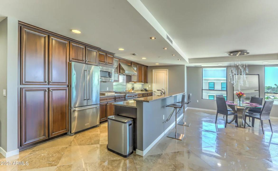 Real Estate Picture 15