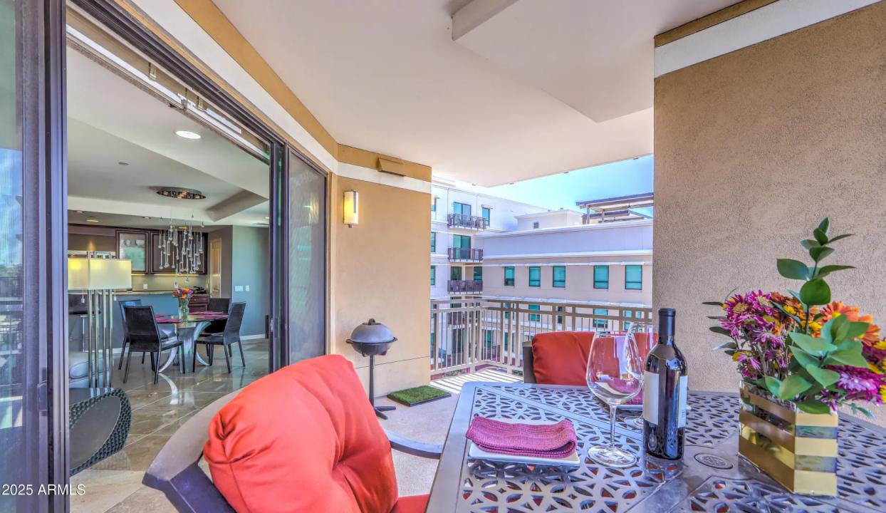 Real Estate Picture 30