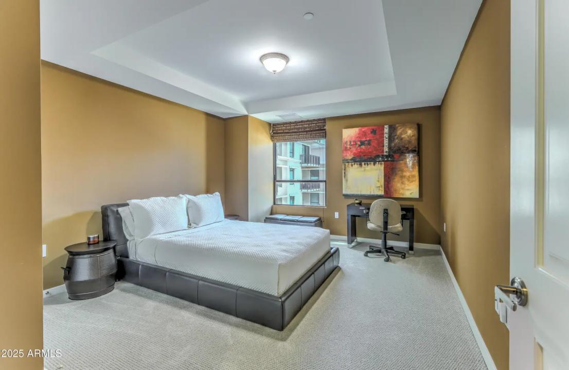 Real Estate Picture 24