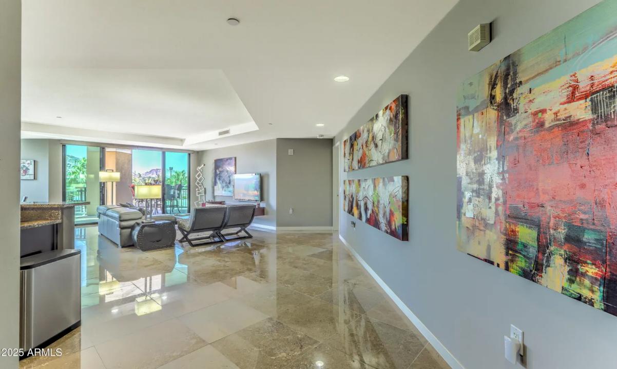 Real Estate Picture 8