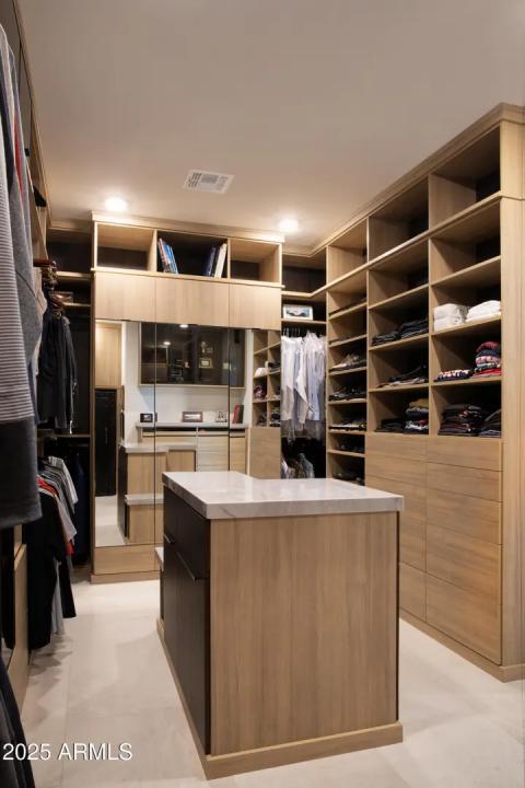 Real Estate Picture 23