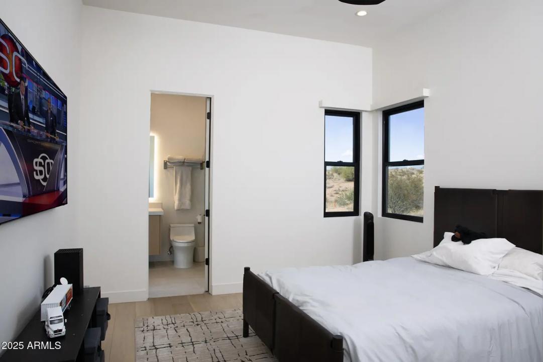 Real Estate Picture 31