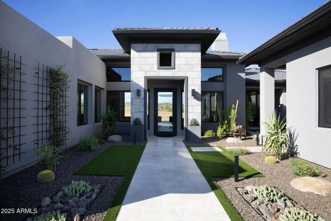 Real Estate Picture 35