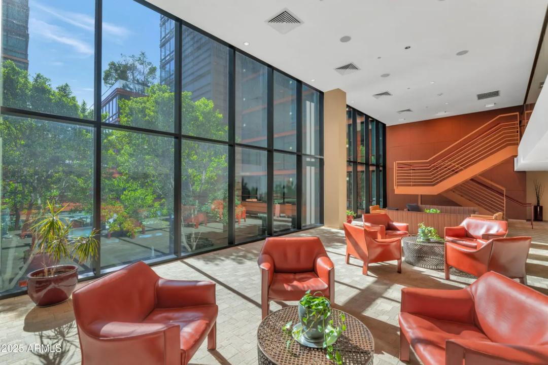 Real Estate Picture 19