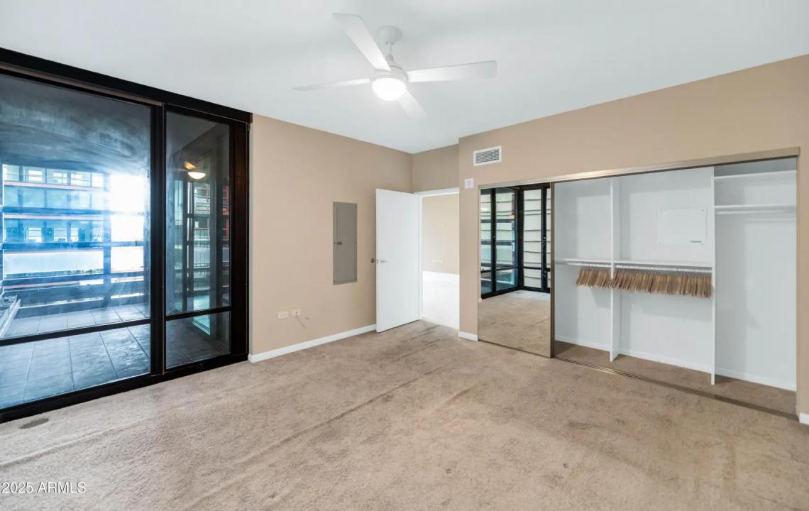 Real Estate Picture 11