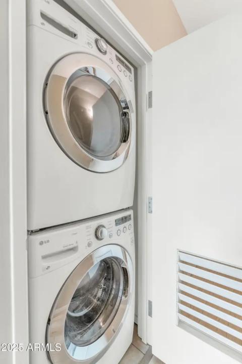 Real Estate Picture 14