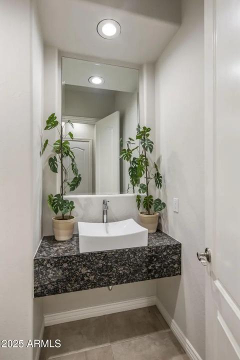 Real Estate Picture 34