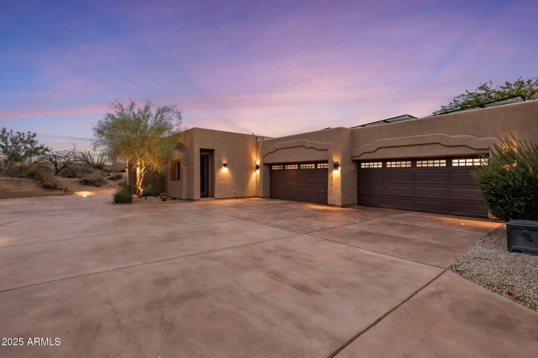 Real Estate Picture 6